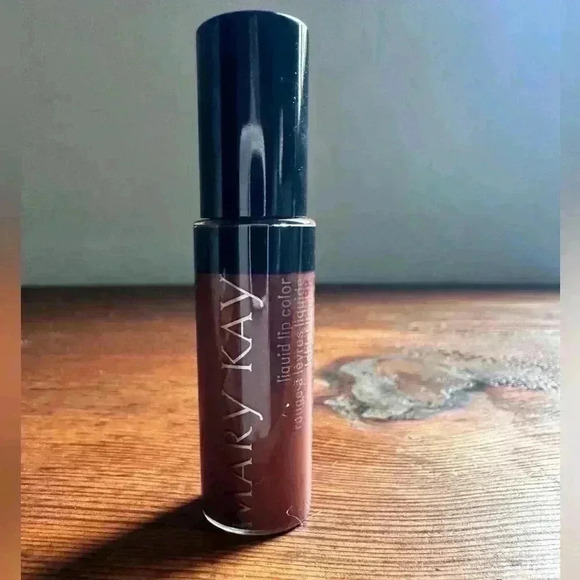 MARY KAY Liquid lip color Chocoholic - .26 Oz 034042 New Without Box - Picture 1 of 4